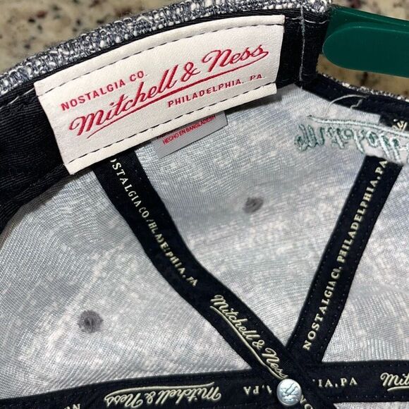 Mitchell & Ness Boston Celtics Snapback Hat Cap Adjustable New - Picture 5 of 7